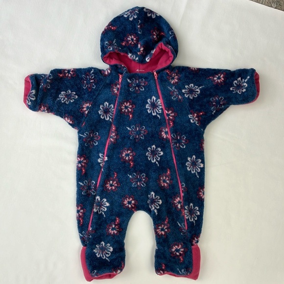 Fleece Bunting - Picture 1 of 6